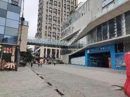 广州****投资有限公司拟出让广告位置使用权涉及位于广州开发区**大道**号共671.9892㎡外立面广告位、户外LED广告屏的广告位置使用权市场价值的资产评估报告