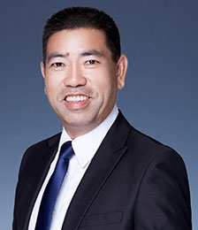 何占平—董事长